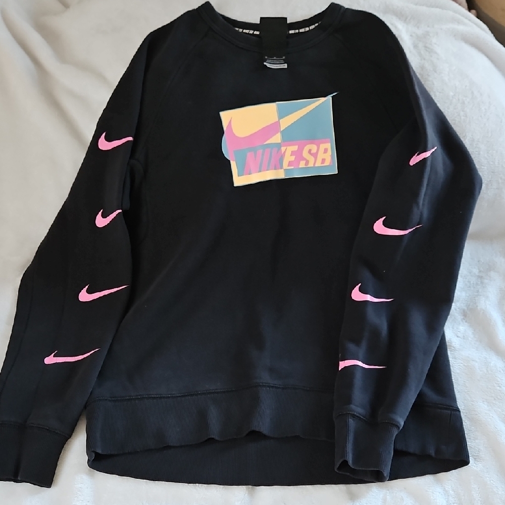 Nike Size M  sweatshirt